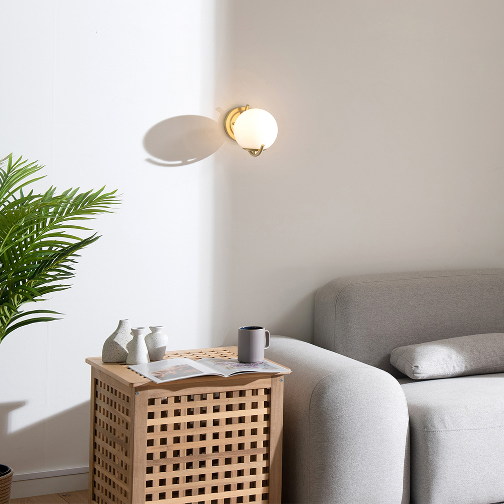 브리안 1등 벽등